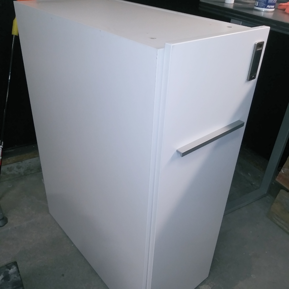 Storage System/Locker - Picture 3 of 5